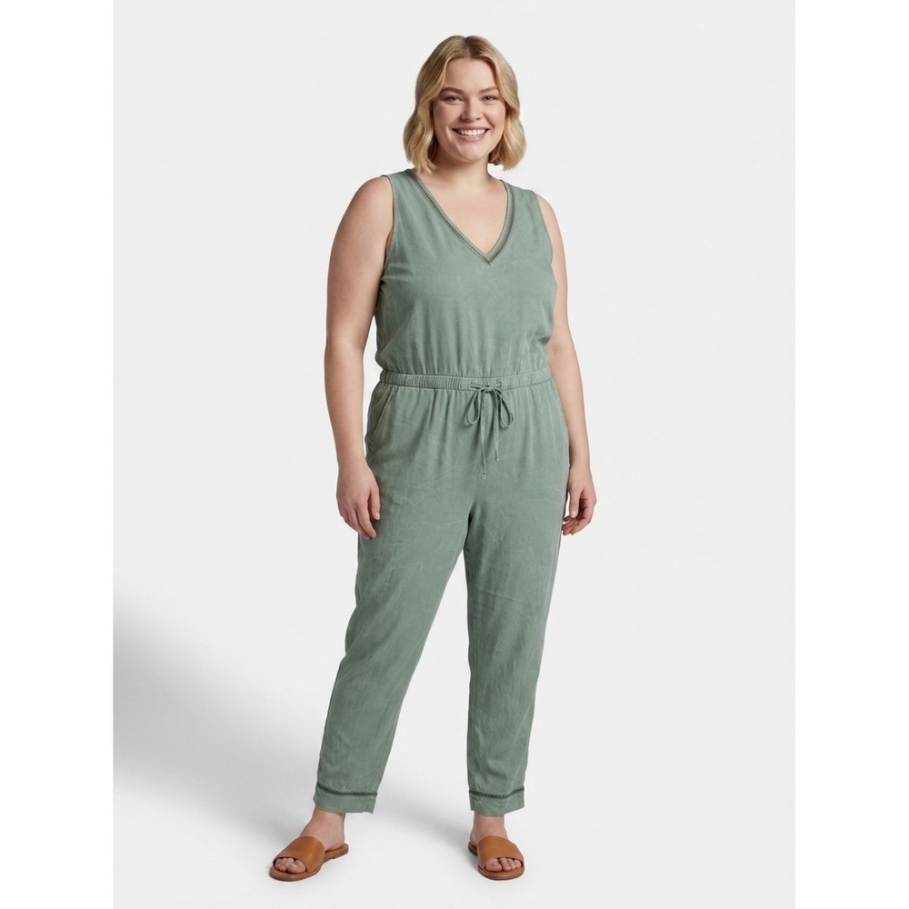 Anthropologie Cloth & Stone Sage Green Tencel Sleeveless Jumpsuit Large